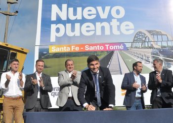 Pullaro: “Con honestidad, austeridad y eficiencia llegamos poner en marcha la obra del nuevo puente Santa Fe-Santo Tomé”.