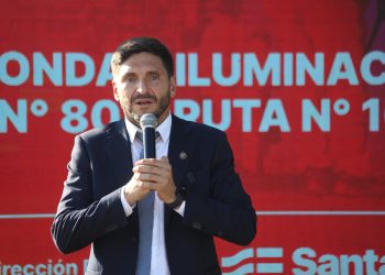 Pullaro: “Estamos haciendo más de 1.500 obras públicas en toda en la provincia de Santa Fe”.