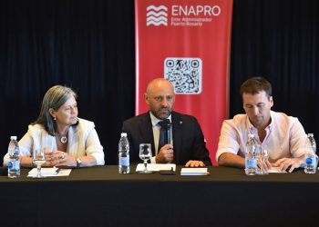 Puccini: “Los puertos son una oportunidad para el crecimiento y desarrollo de Argentina”.