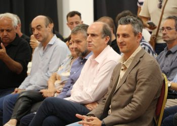 Provincia invierte más de $ 992 millones en 63 localidades para mejorar la circulación vial.