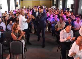 Pullaro: “Desde Santa Fe podemos mostrar un modelo virtuoso de trabajo conjunto entre el sector público y el privado”.