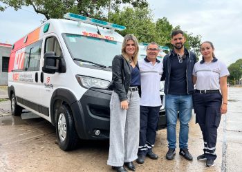 Mancini: “Inversión histórica en salud, nuevas ambulancias para el norte santafesino”.