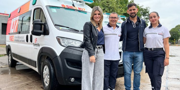 Mancini: “Inversión histórica en salud, nuevas ambulancias para el norte santafesino”.