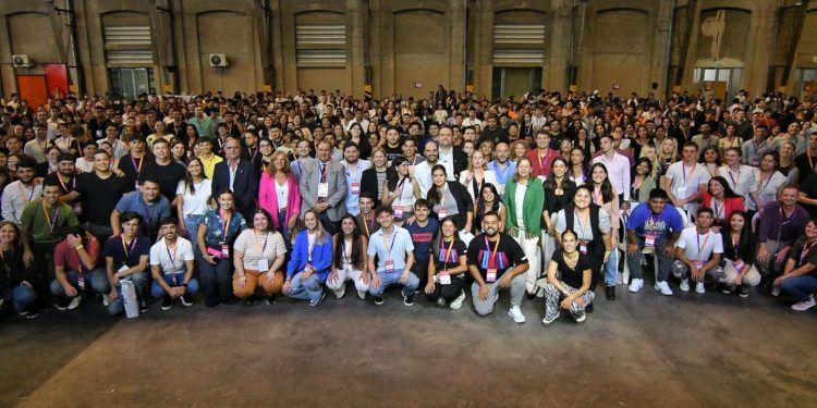 Región Centro: más de 600 jóvenes participan del primer Encuentro Regional de Juventudes.