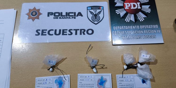 “Aprehenden a Hombre con Cocaína en Las Toscas”.