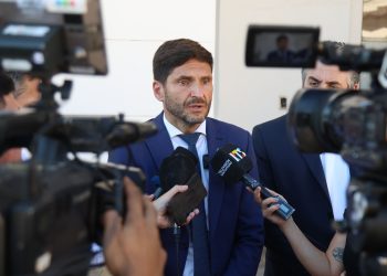 Pullaro: “Santa Fe es la primera provincia que le devuelve a sus jubilados la diferencia entre el 5 % de su jubilación y lo que gasten en medicamentos”.