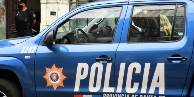  La abogada de la ciudad de Florencia acusada por tenencia y venta de drogas, quedó en libertad con restricciones, después de la audiencia imputativa por Zoom.