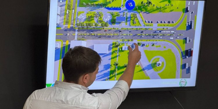 VILLA OCAMPO: EN LA NUEVA SALA “PRESIDENTE RAÚL ALFONSÍN” SE PRESENTARON DOS PROYECTOS DE INFRAESTRUCTURA URBANA.