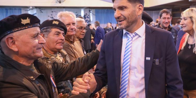 Pullaro: “En la reforma de la Constitución tiene que quedar plasmada la lucha y la reivindicación de la soberanía sobre Malvinas”.