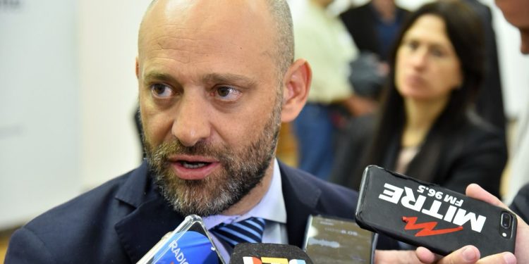 Puccini: “A los gremios les molesta las medidas que estamos tomando en la EPE”.