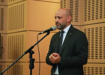 Puccini: “La concesión de la Hidrovía es una nueva oportunidad para planificar el desarrollo de la Argentina”.