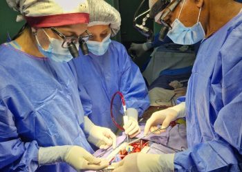 Cardiopatías congénitas: en el Hospital Cullen se realizó la primera cirugía de Ross a un paciente joven.