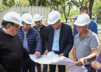 Ambiente: una comitiva internacional recorrió el avance de las obras en La Esmeralda y visitó el Parque provincial Cayastá.