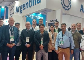 Santa Fe participa en Expomin 2025, encuentro global de la minería.