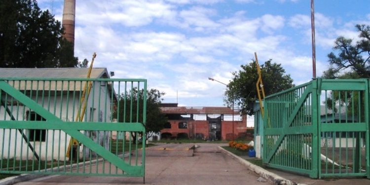 Villa Guillermina: Accidente laboral en la fábricaexplotó un Silo y hay cuatro heridos, dos de consideracipon.