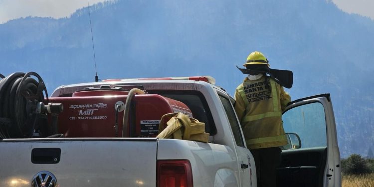 La Provincia de Santa Fe contará con su primer avión hidrante para combatir incendios.