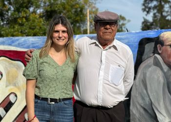 Mural en homenaje a “Hacha” Gómez: identidad y arte popular en el Norte.