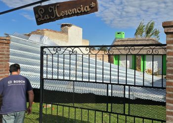 El Gobierno Provincial asiste a las localidades afectadas por las fuertes tormentas.