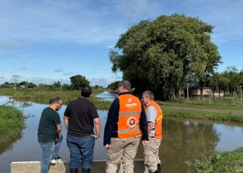 VILLA OCAMPO: SE BRINDÓ ASISTENCIA A MÁS DE 200 FAMILIAS AFECTADAS POR EL TEMPORAL.