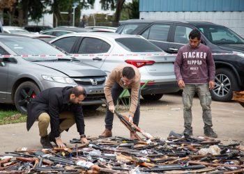 Destrucción de más de 1000 armas en Rosario: muchas eran réplicas utilizadas para cometer delitos.