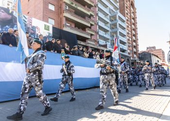 Con música, gastronomía tradicional y un desfile, Provincia celebra el 215° aniversario de la Revolución de Mayo en Santa Fe.