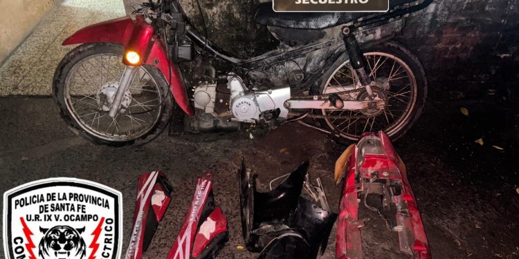Recuperación de Motocicleta en Villa Ocampo.
