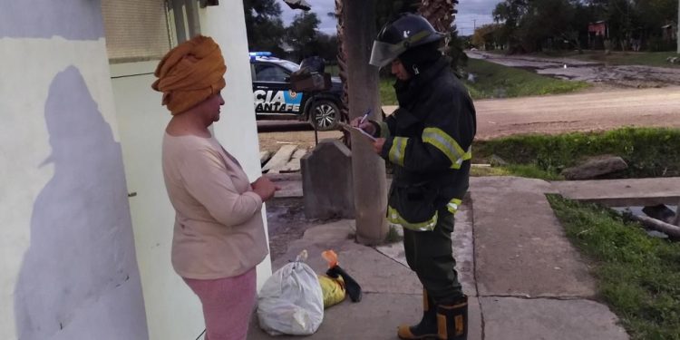 Vera: Provincia asistió a los evacuados durante la noche, mientras el 90% de la ciudad ya se recuperó del temporal.