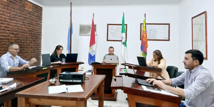 Parte de Prensa Concejo Municipal de Villa Ocampo Sesión ordinaria (14/05/25).