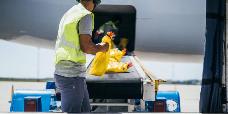 Es oficial: se podrá exportar desde el Aeropuerto Internacional de Rosario sin pasar por Ezeiza.