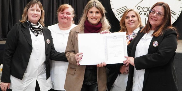 Educación que deja huella: 100 años de historia y aprendizajes.