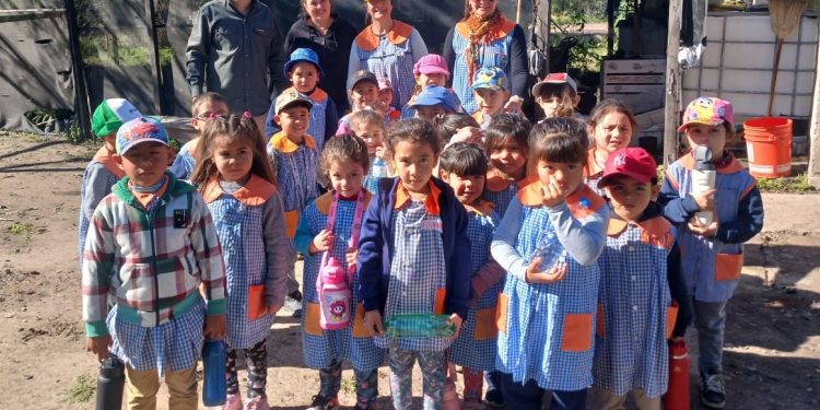 VILLA OCAMPO: NIÑOS DEL JARDÍN 78 VISITARON EL VIVERO INCLUSIVO MUNICIPAL.