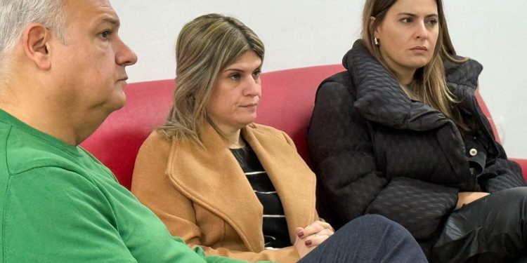 El Socialismo reafirma su compromiso con las instituciones locales.