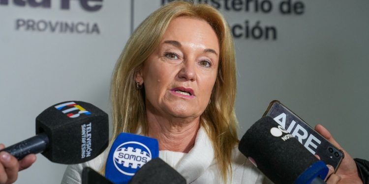 Últimos días de inscripción a “Quedate”, el programa de tutorías virtuales para finalizar la Secundaria.