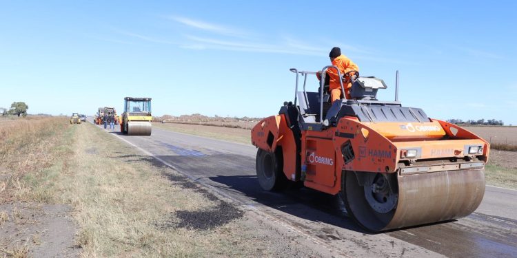 Tras años de desidia vial, el Gobierno Provincial reparará rutas clave del norte santafesino.