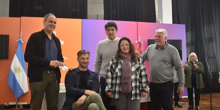 Seguridad alimentaria: en el último año, Provincia capacitó a casi 800 integrantes de organizaciones sociales.