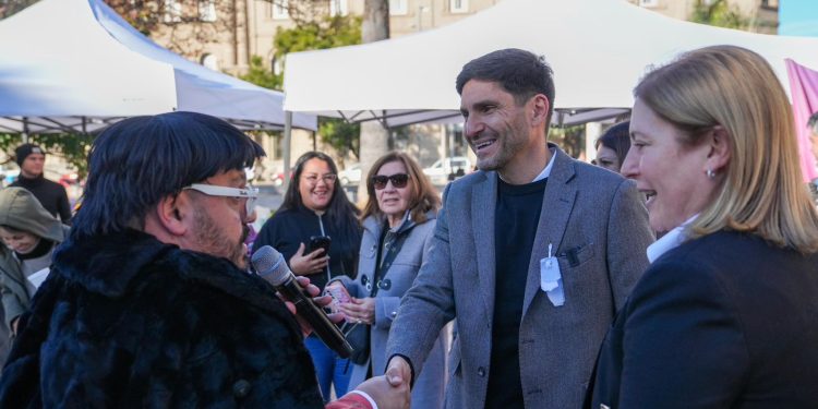 Pullaro pidió reivindicar al Brigadier López y “no dejarnos robar el protagonismo de nuestra historia”.