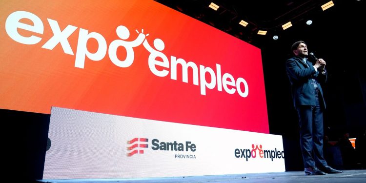 Pullaro sobre la segunda edición de Expo Empleo: “Muestra lo mejor de la identidad colectiva de la provincia”.