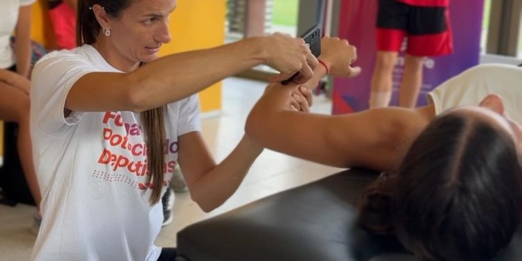 Con su Laboratorio Móvil, Provincia ya evaluó a más de 270 deportistas de 17 clubes santafesinos.