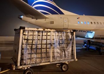 Desde Rosario ya se exporta carne y pescado por vía aérea: un hito logístico que posiciona al aeropuerto como plataforma internacional.