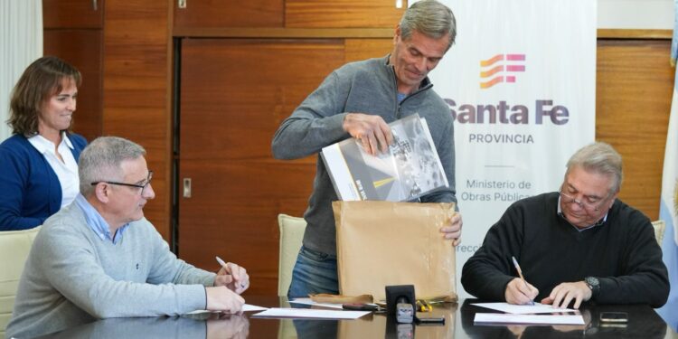 Provincia avanza con la inversión en reparación de rutas santafesinas para mejorar la seguridad vial.