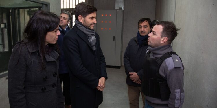 Histórico: Provincia vació de presos las comisarías de Rosario y los trasladó a la flamante Sub Unidad 4 del Complejo Penitenciario.