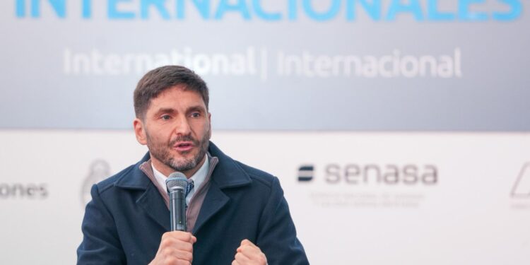 Pullaro viaja a EEUU: financiamiento para obras y energía, temas clave de la misión santafesina.