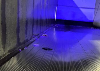 Camionero detenido en Villa Ocampo tras robar un celular en un comedor de Las Garzas.