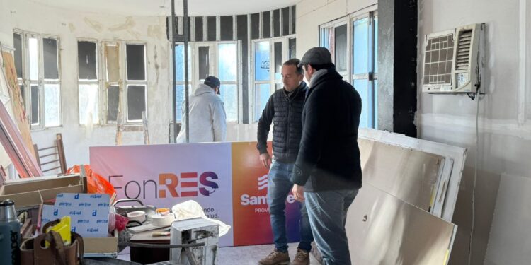 VILLA OCAMPO: INAUGURACIÓN DE LAS REMODELACIONES EN LA SEDE DEL SIES 107.