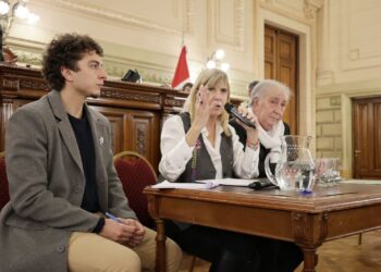La Convención Reformadora dejó integradas y conformadas las ocho comisiones de trabajo.
