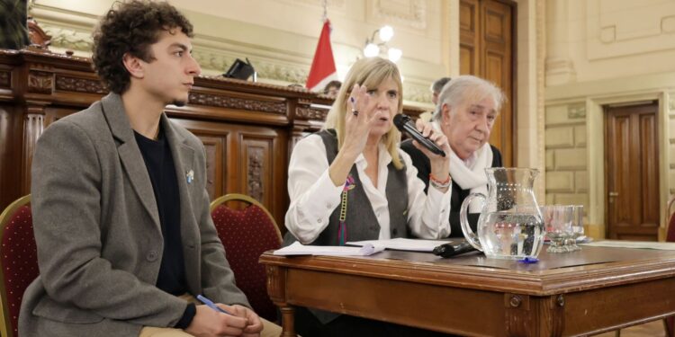 La Convención Reformadora dejó integradas y conformadas las ocho comisiones de trabajo.