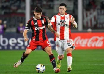  Goleada millonaria en el Kempes: River 4-0 Instituto.