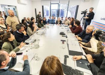 La Comisión de Declaraciones, Derechos y Garantías comenzó con su actividad.