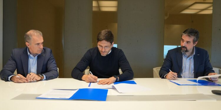 Histórico convenio entre la Provincia de Santa Fe e YPF.