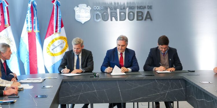 Alerta turística: Santa Fe refuerza la protección ciudadana ante estafas en servicios turísticos.